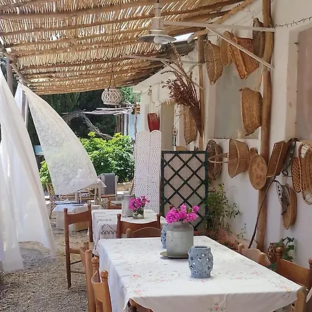 In Our Garden Sardinia - Grano Glamping Tent Luxusní stan *